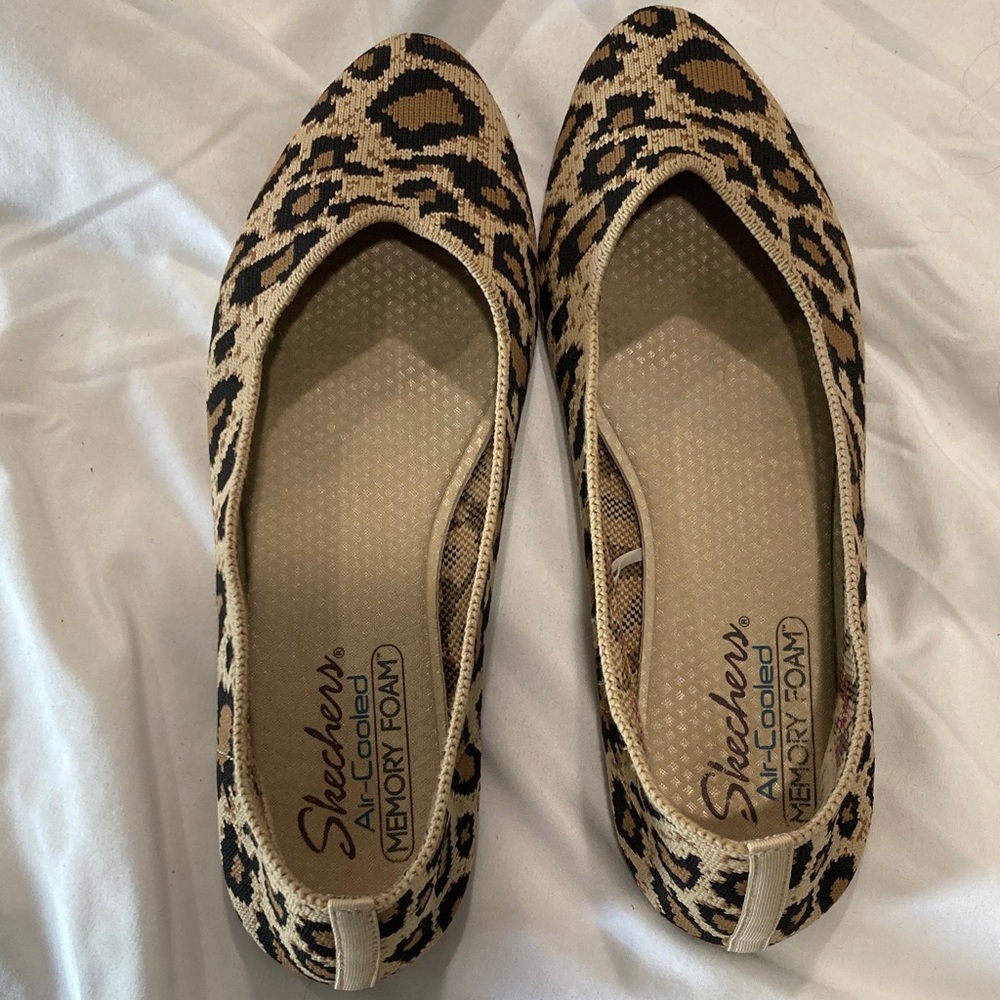 Skechers Women's Animal Print Flats